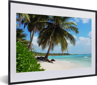 Produktbild von MuchoWow® Gerahmtes Poster Palme - Meer - Tropisch 40x30 cm - Poster mit Schwarzem Bilderrahmen Wandposter Rahmen Foto Bilder - Bilderrahmen - Poster im Rahmen