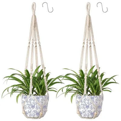 Produktbild von Macramé Pflanzenhänger mit Holzperlen und 2 Haken