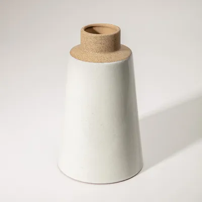 Zdjęcie produktu dla Wazon Soft Sand 17x17x28 cm