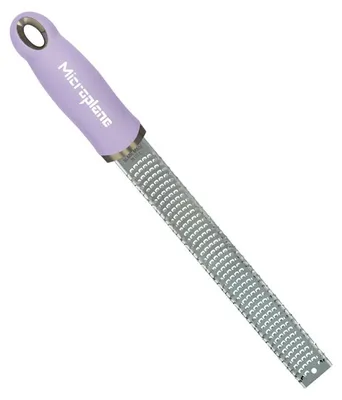 Obrázek produktu pro Struhadlo Microplane Classic 32 cm | Barva: Lavender Bloom : Lavender Bloom Barva: Lavender Bloom
