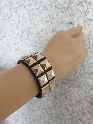 Produktbild von K83250061 schwarz Damen Herren Nieten Armband Punkerin
