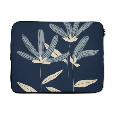 Produktbild von MuchoWow® Laptop Hülle 17 Zoll Laptoptasche Blumen - Blau - Pflanzen - Natur - Zipper - Schutzabdeckung