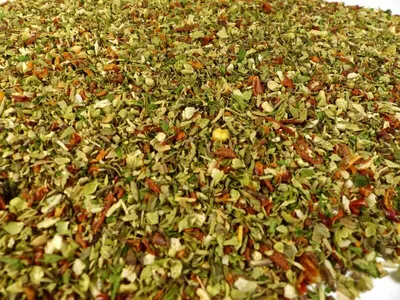 Produktbild von Pizza-Kräuter mit Chilis Gewürzmischung Naturideen® 100g