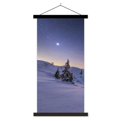 Produktbild von MuchoWow® Textilposter Winter - Schnee - Nacht - Bäume 40x80 cm mit schwarzem Rahmen - Wandemalerei