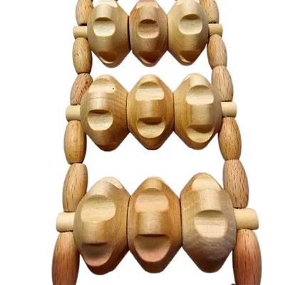 Produktbild von Maxi Holz Massagegürtel mit beweglichen Rädern 110 x 9 x 3 cm