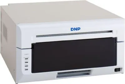Zdjęcie produktu dla DNP Photo Imaging DP-DS820, termosublimacjyjny, 300 x 600 DPI, 8" x 12" (20x30 cm), Biały