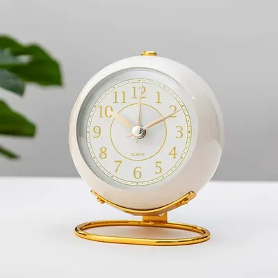 Produktbild von Wecker, geräuschloser Wecker zur Reisezeit, Studentenwohnheim Desktop Ornamente, bemalte kleine Uhr
