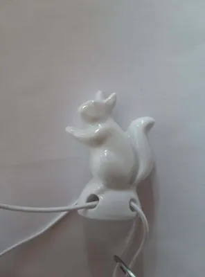 Produktbild von Porzellan Tropfenfänger Eichhörnchen, weiß, für Kaffee- oder Teekannen, Figur Tier