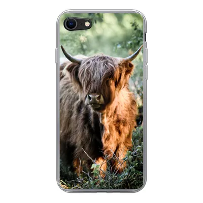 Produktbild von MuchoWow® Handyhülle Schutzhülle Hülle für iPhone 7 Schottische Highlander - Wald - Tiere Silikon Softcase Handy Hülle - Kartenhalter