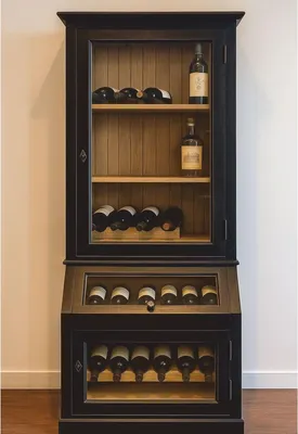 Produktbild von Casa Padrino Landhausstil Weinschrank Schwarz / Naturfarben 60 cm - Landhausstil Bar Möbel