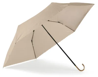 Productafbeelding van Draagbare parasol met hartdetail en UPF 50+ bescherming