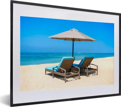 Produktbild von MuchoWow® Gerahmtes Poster Strandkorb - Sonnenschirm - Sommer - Meer 40x30 cm - Poster mit Schwarzem Bilderrahmen Wandposter Rahmen Foto Bilder - Bilderrahmen - Poster im Rahmen