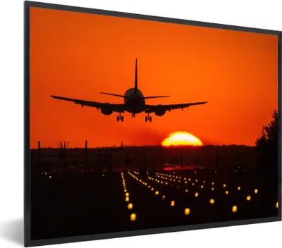 Produktbild von MuchoWow® Gerahmtes Poster Sonnenuntergang - Flugzeug - Orange - Sonne 80x60 cm - Poster mit Schwarzem Bilderrahmen Wandposter Rahmen Foto Bilder - Schwarzem - Mit Gestell