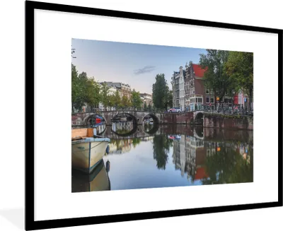 Produktbild von MuchoWow® Gerahmtes Poster Bild der Amsterdamer Keizersgracht 90x60 cm - Poster mit Schwarzem Bilderrahmen Wandposter Rahmen Foto Bilder - Wanddekoration - Fotos