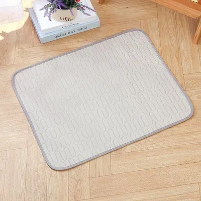 Obrázok produktu pre Chladiaca podložka 40 x 30 cm pre psov a mačky, latexová, vhodná do práčky, letná