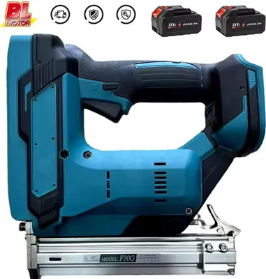 Produktbild von Akku Nagler & Tacker - F30 - Bürstenloser Motor - 18 V System - 2× Li-Ion Akkus inklusive - Für Holzarbeiten - Gold