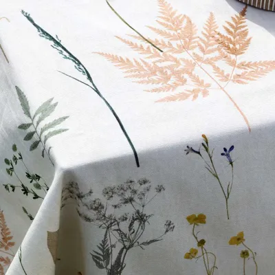 Produktbild von Chic Antique Tischdecke AIX Weiß mit Blumen Muster 240x140 cm Baumwolle