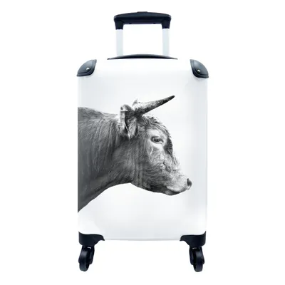 Produktbild von MuchoWow® Koffer Handgepäck Trolley Rollkoffer Kleine Reisekoffer mit 4 Rollen - Seitenansicht eines schottischen Highlanders - schwarz und weiß - Cabin Size < 55x40x23 cm & 55x40x20 cm - Fotokoffer - Kabinenkoffer - Boardgepäck - Reise-Box - Reisekoffer - Reisegepäck - Koffer mit Bild - Trolley für Kinder