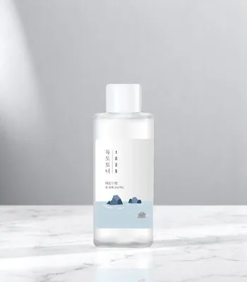 Obrázok produktu pre Round Lab - 1025 Dokdo Toner - Vyhladzujúci tonikum na tvár 100 ML
