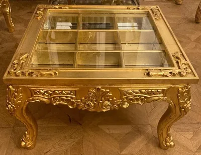 Produktbild von Casa Padrino Barock Couchtisch mit aufklapparer Tischplatte Gold - Prunkvoller Massivholz Wohnzimmertisch im Barockstil - Barockstil Wohnzimmer Möbel - Barock Möbel - Antik Stil Wohnzimmer Möbel