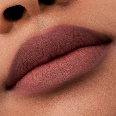 Productafbeelding van CATRICE Plumping Lip Liner, 0,35 g, Nude, Mainhattan, voor dames, Inhoud: ISODODECANE, SYNTHETISCHE WAS, POLYBUTENE, TRIMETHYLSILOXYSILICATE, SYNTHETISCHE FLUORFOLOGOPITE,..., 1 stuk