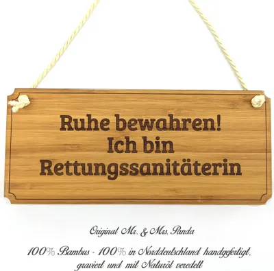 Produktbild von Mr. & Mrs. Panda Wegweiser Rettungssanitäterin - Geschenk, Schenken, Dekoschild, Türschild, Werbeschild, Schild, Holz, Berufsausbildung, Landhaus, Geschenkidee, Shabby