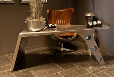 Produktbild von Casa Padrino Luxus Designer Schreibtisch Aviator Desk Aluminium Flugzeug Flügel Art Deco Vintage Plane