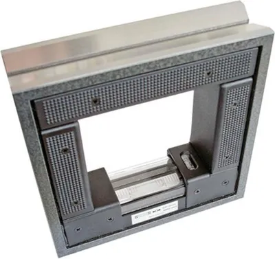Obrázok produktu pre Rámová vodováha 200x200mm/0,3mm/m ROECKLE