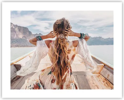 Produktbild von Poster - Poster ohne Rahmen - Frau Boot Rücken - 50x40 cm - Wand Bild - Wanddeko - Wandbilder - Kunstposter - Wandposter - Bilder - Kunstdruck - Wanddekoration - Wandbild - P2XAA50x40-5059