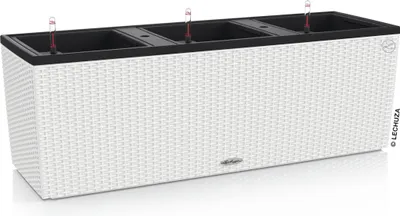 Produktbild von LECHUZA-Pflanzgefäß TRIO Cottage 40 Weiß | Mini-Gemüsebeet mit Bewässerungssystem und 3 Pflanzeinsätzen | Flechtoptik | 129,5 x 42 x 44 cm | 15020