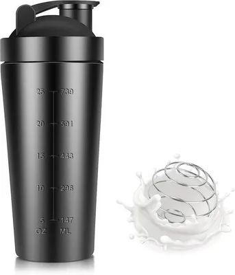 Obrázek produktu pro Nerezový šejkr na proteiny s mixérem, 750 ml, s nerezovým mixérem a filtrem na proteiny.