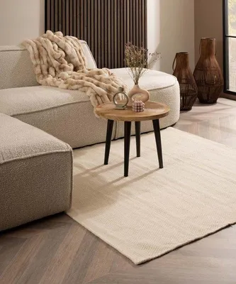 Zdjęcie produktu dla Dywan Unyqoos® wykonany ręcznie z wełny – kolor biały (Ulstein), kształt kwadratowy, wymiary 200 x 200 cm, gramatura 1800 g/m², miękki i ciepły