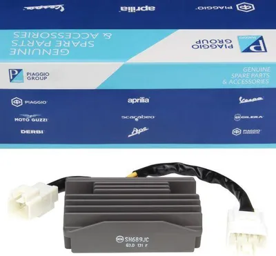 Produktbild von Spannungsregler 641709 Piaggio Original für Beverly, Liberty, MP3 125, Vespa GTS Super GTV 300