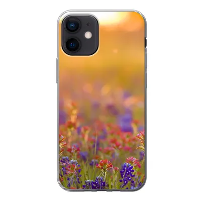 Produktbild von MuchoWow® Handyhülle Schutzhülle Hülle für iPhone 12 Blumen - Gold - Sonne Silikon Softcase Handy Hülle - Schutzhülle