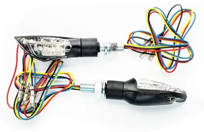 Universal Motorrad Roller Quad Klarglas LED Blinker Set Speedo mit M8 Gewinde – Produktansicht