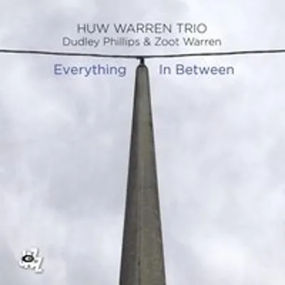 Produktbild von Everything In Between