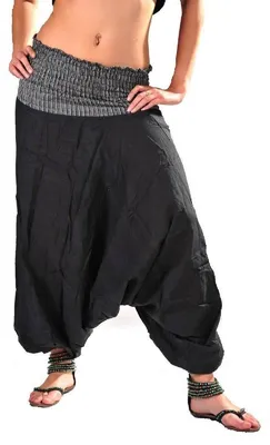 Immagine prodotto di Pantaloni harem, pantaloni a palloncino, pantaloni "Aladino", pantaloni larghi, pantaloni da yoga, pantaloni "Goa", pantaloni "sarouel", pantaloni ampi, pantaloni "Aladino", pantaloni da tempo libero. Modello: Ranya. Colore: nero. Taglia: S/M
