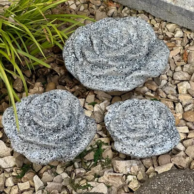 Produktbild von Stein Rose Rosen Set 3 er Rosenblüte Steinguss Farbe Patina Granit