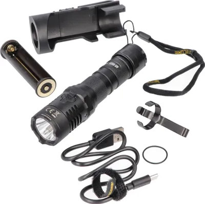 Produktbild von Nitecore P20i UV LED-Taschenlampe, 4x UV-LEDs, für Forensik, Begutachtungen, Dokumentenprüfung, Währungserkennung, 21700 Li-Ion Akku Typ NL2140i 4000mAh