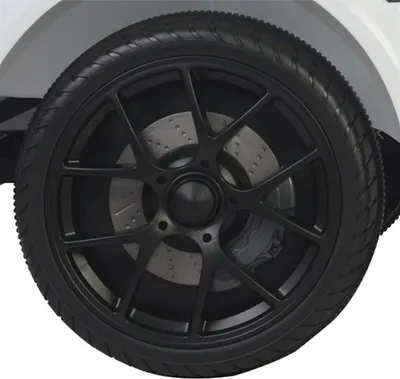 Produktbild von Rad Ride-on BMW M6 GT3 vorne