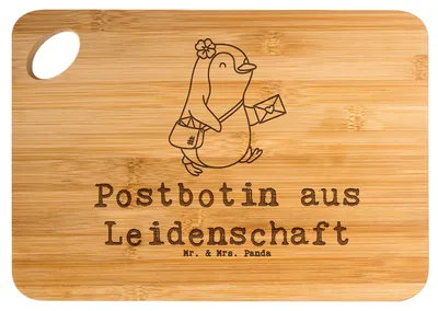 Produktbild von Mr. & Mrs. Panda Holzbrett Postbotin Leidenschaft - Transparent - Geschenk, Postlerin, holzschneidebrett, Küchenbrett, Frühstücksbrett, Briefzustellerin, Holzbrettchen