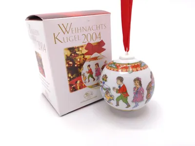Produktbild von Hutschenreuther Porzellan Weihnachtskugel Kugel 2004 mit Originalverpackung