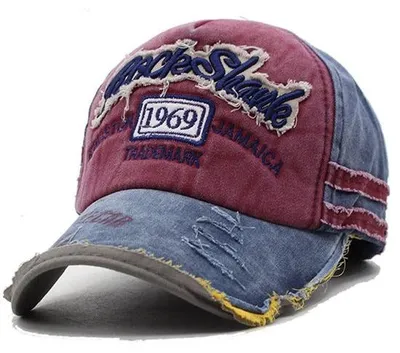 Productafbeelding van Distressed Baseballpet - Snapback