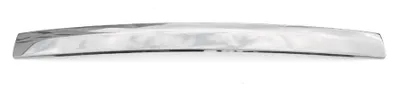Productafbeelding van OMAC Blend beschermstrips voor achterklep, artikelnummer 7007052, voor de achterklep/kofferbak van de TOYOTA AURIS (NRE15, ZZE15, ADE15, ZRE15, NDE15), gemaakt van roestvrij staal, voor Toyota