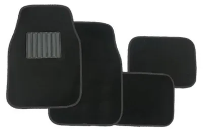 Produktbild von Universelles 4-teiliges Teppich‑Fußmatten‑Set mit Verstärkung im Pedalbereich.