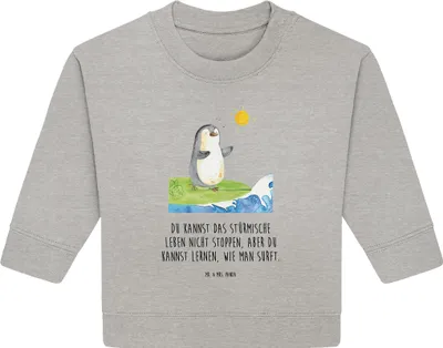 Produktbild von Mr. & Mrs. Panda Organic Baby Pullover Pinguin Surfer 6. - 12. Monat - Heather Grey - Geschenk, Urlaub, Hawaii, Portugal, Optimistisch, Motiviert, Bullover