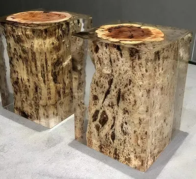 Produktbild von Transparenter Tisch aus Epoxidharz Hocker aus Epoxidharz Designertisch