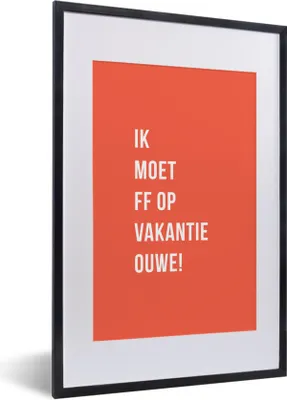 Produktbild von MuchoWow® Gerahmtes Poster Zitate - Ich muss in den Urlaub fahren, alter Mann! - Orange 40x60 cm - Poster mit Schwarzem Bilderrahmen Wandposter Rahmen Foto Bilder - Poster in Rahmen