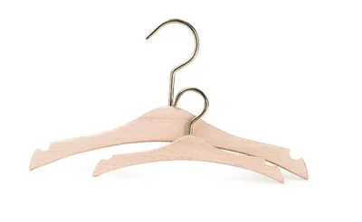 Zdjęcie produktu dla Egmont Toys Zestaw drewnianych wieszaków na ubrania 13 cm (6 sztuk)