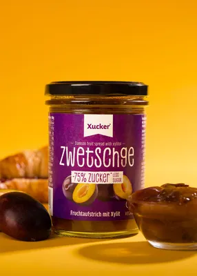 Produktbild von Xucker Fruchtaufstrich Zwetschge (75 % Frucht), Fruchtaufstrich mit Xylit, 220 g
